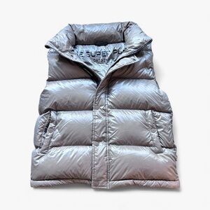 Aritizia Super Puff Original with detachable  hoodie metallic taupe / M / EUC